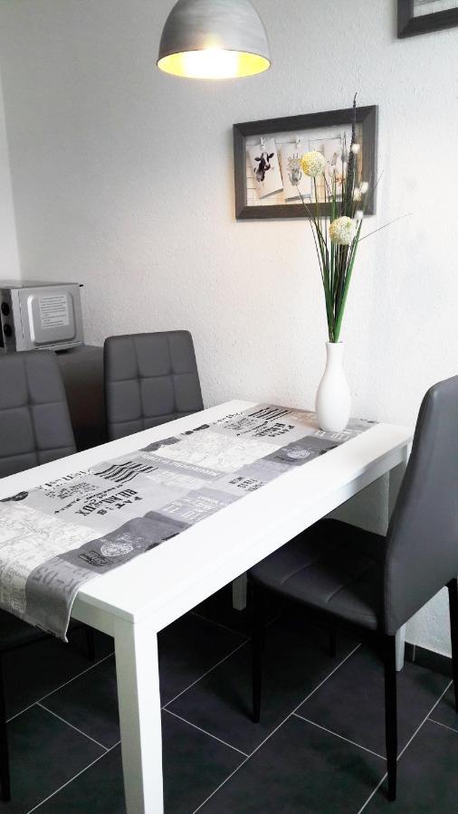 קאסל Moderne Ferienwohnung Am Wesertor מראה חיצוני תמונה